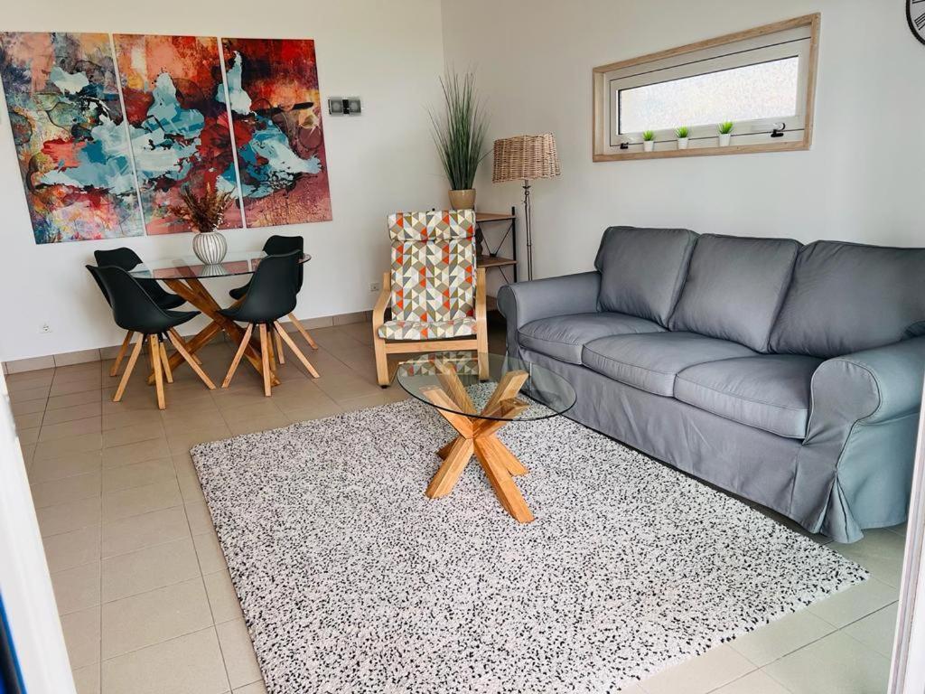 Angies Marina Apartment, Includes 2 Free Passes For The Marina Pool Lagos Ngoại thất bức ảnh