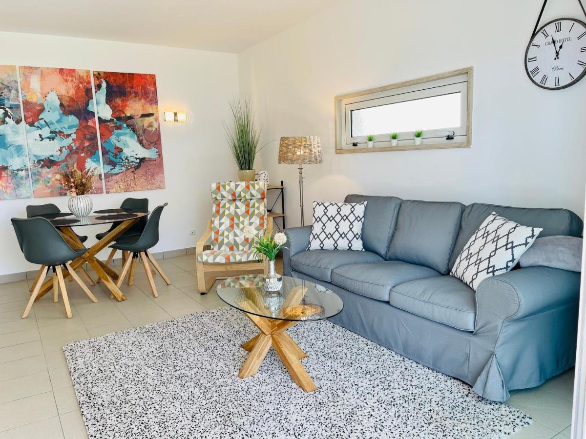 Angies Marina Apartment, Includes 2 Free Passes For The Marina Pool Lagos Ngoại thất bức ảnh