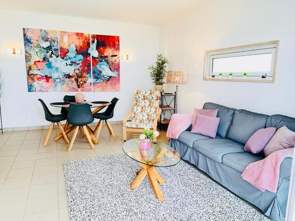 Angies Marina Apartment, Includes 2 Free Passes For The Marina Pool Lagos Ngoại thất bức ảnh